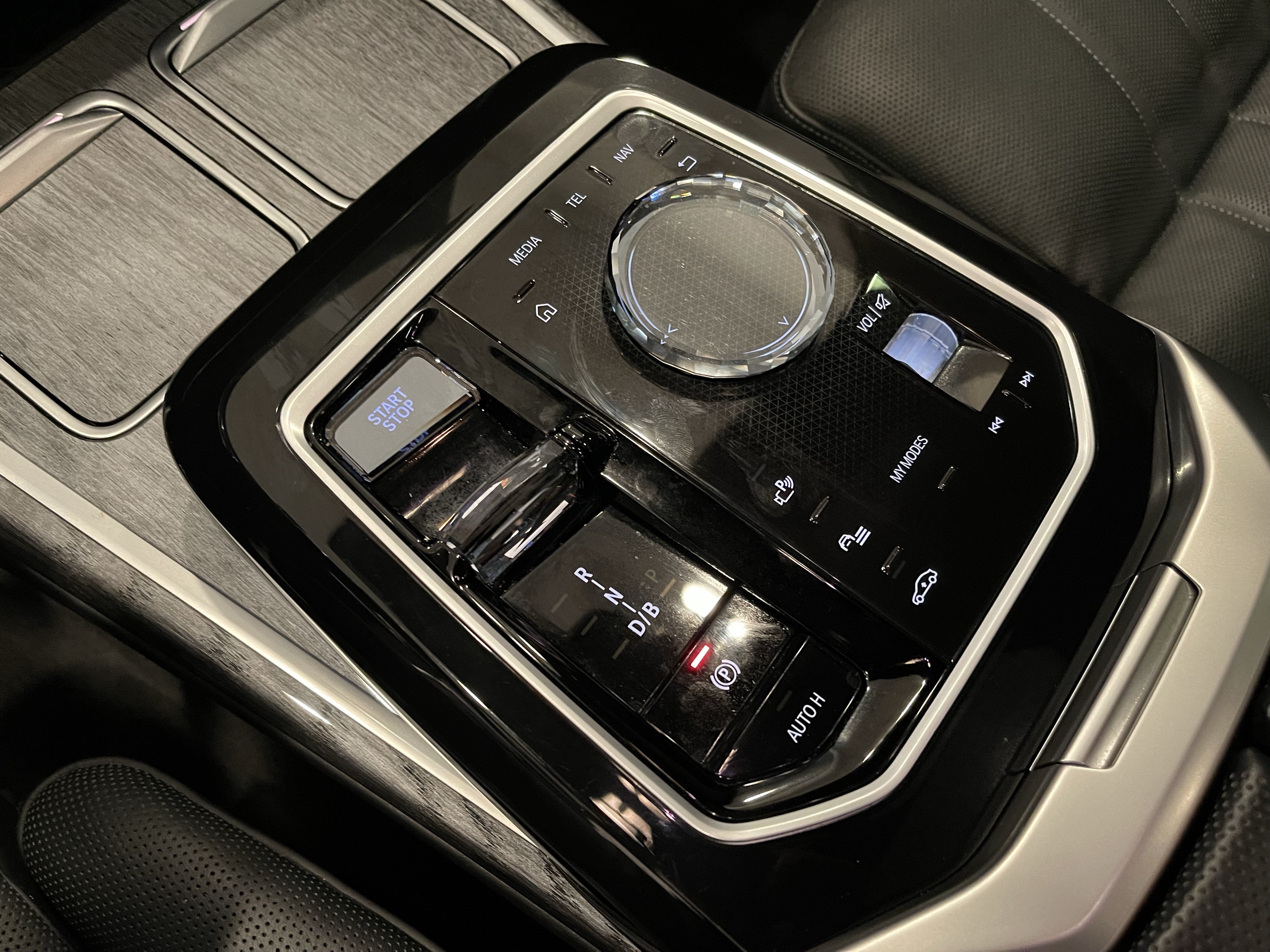 Certified 2023 BMW i7 xDrive60 AWD/4WD image 18