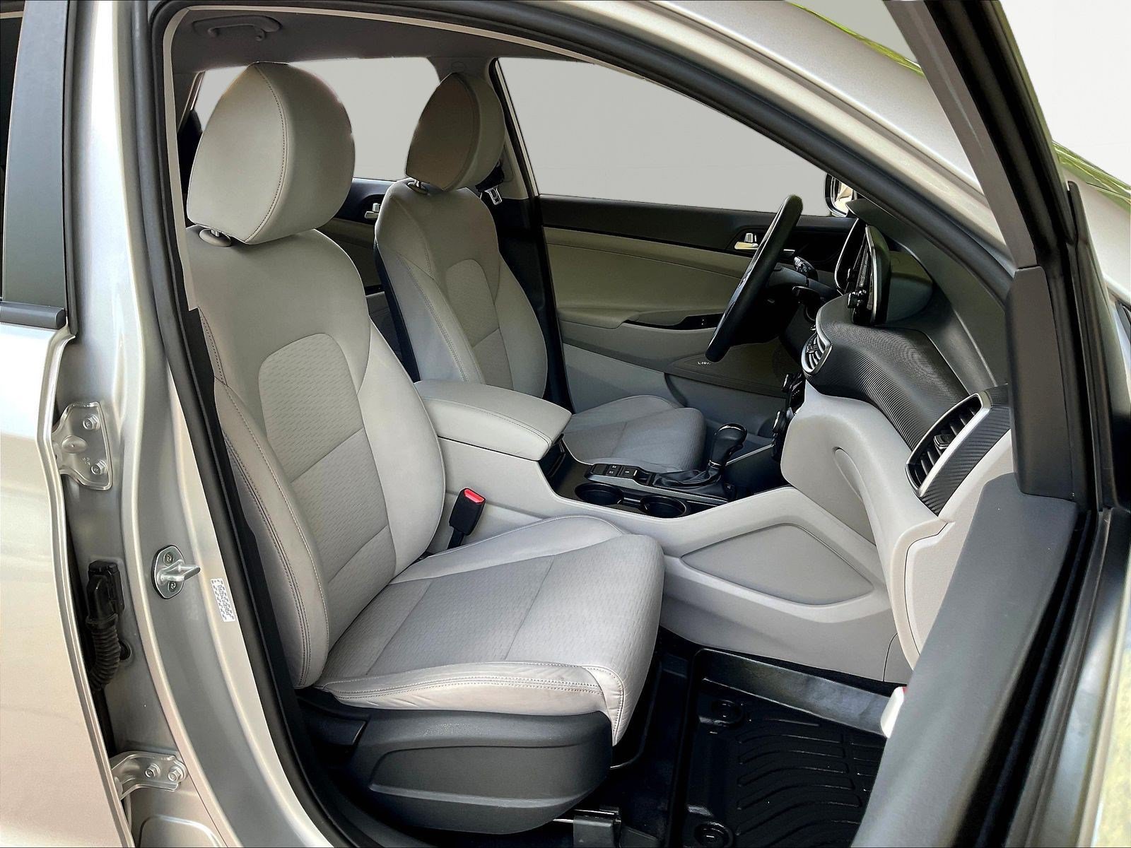 Used 2019 Hyundai Tucson Sport FWD image 28
