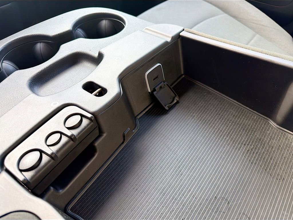 Used 2021 RAM 2500 Big Horn image 29