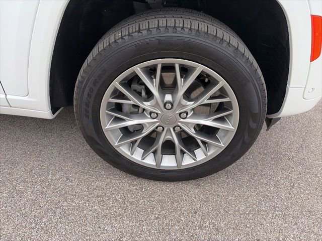 Used 2024 Jeep Grand Cherokee Summit image 50