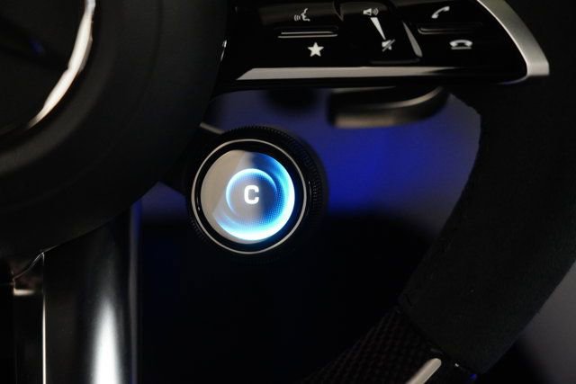 New 2025 Mercedes-Benz SL 63 AMG 4MATIC image 25