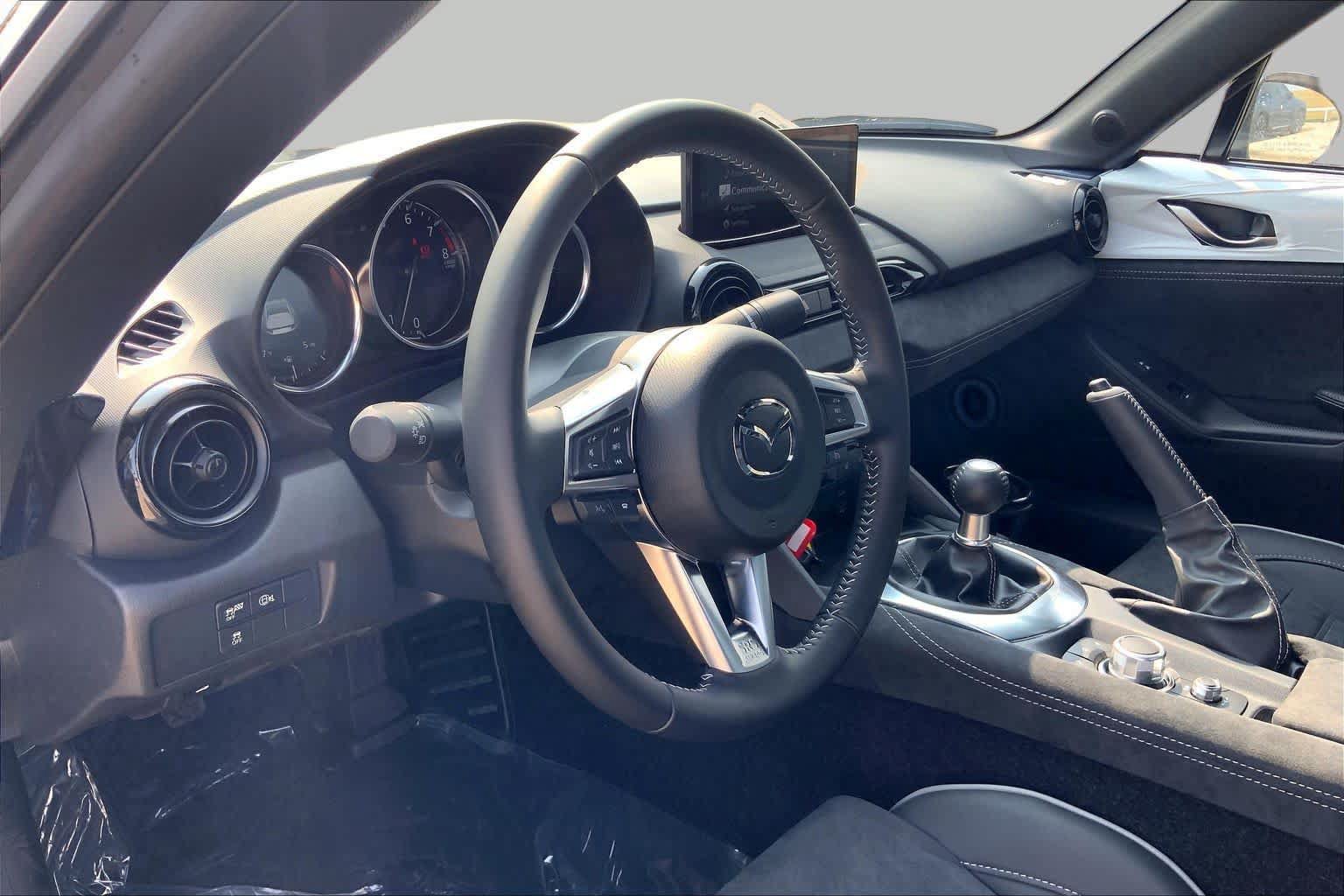 New 2026 MAZDA MX-5 Miata RF Club RWD image 8