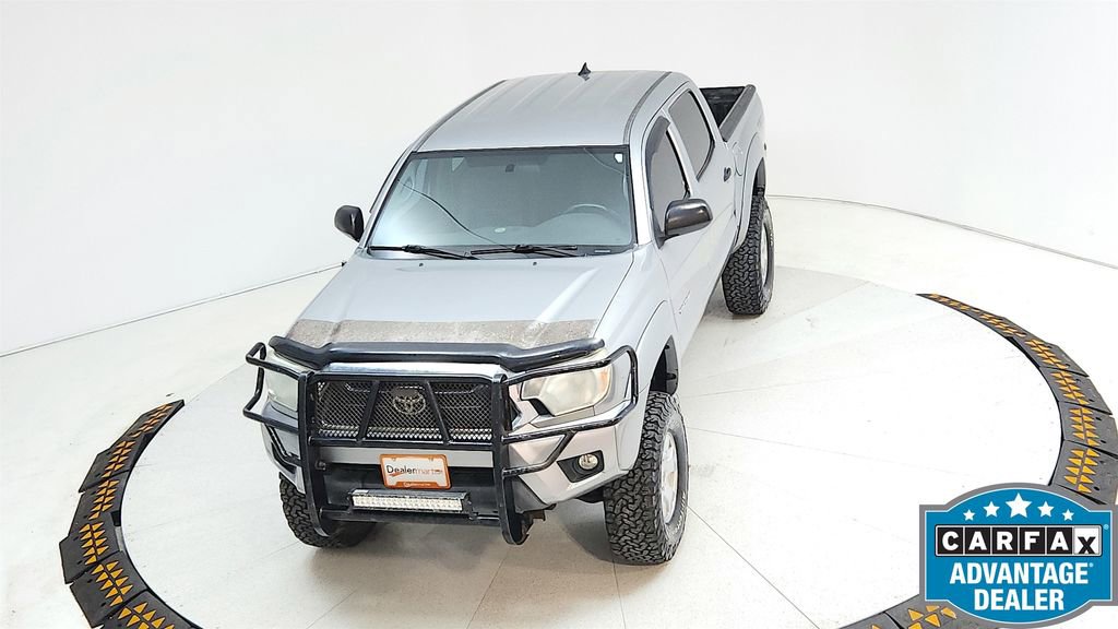 Used 2015 Toyota Tacoma 4x4 Double Cab w/ TRD Off-Road Package image 16