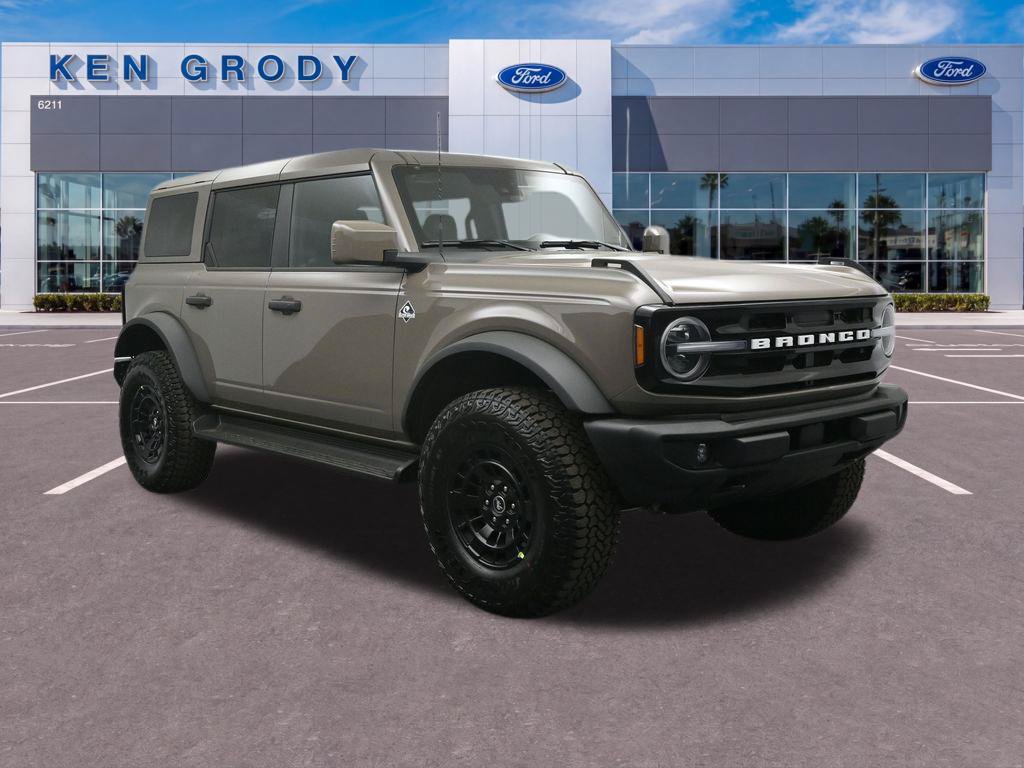 New 2026 Ford Bronco Outer Banks w/ Sasquatch Package