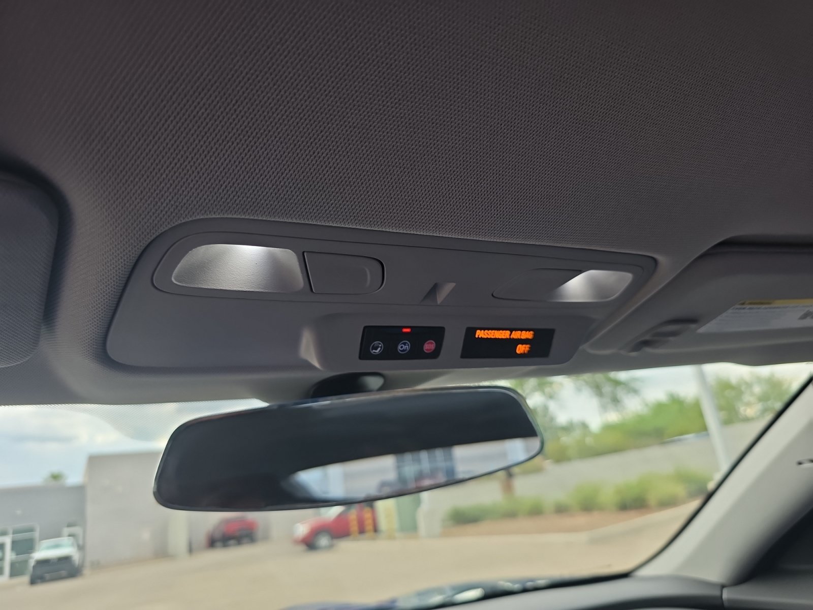 Used 2022 Chevrolet Camaro LT RWD image 31