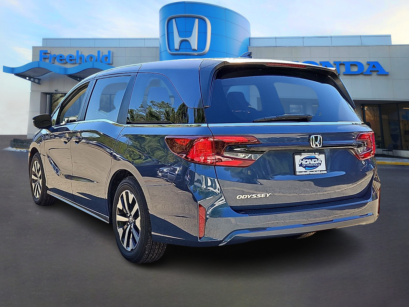 Certified 2026 Honda Odyssey EX-L image 5