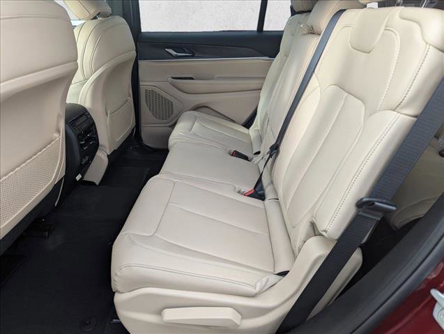 New 2025 Jeep Grand Cherokee L Limited image 15