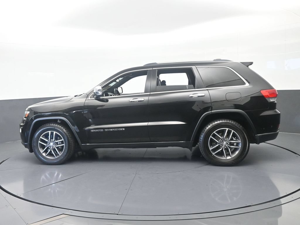 Used 2017 Jeep Grand Cherokee Limited w/ Luxury Group II RWD image 3