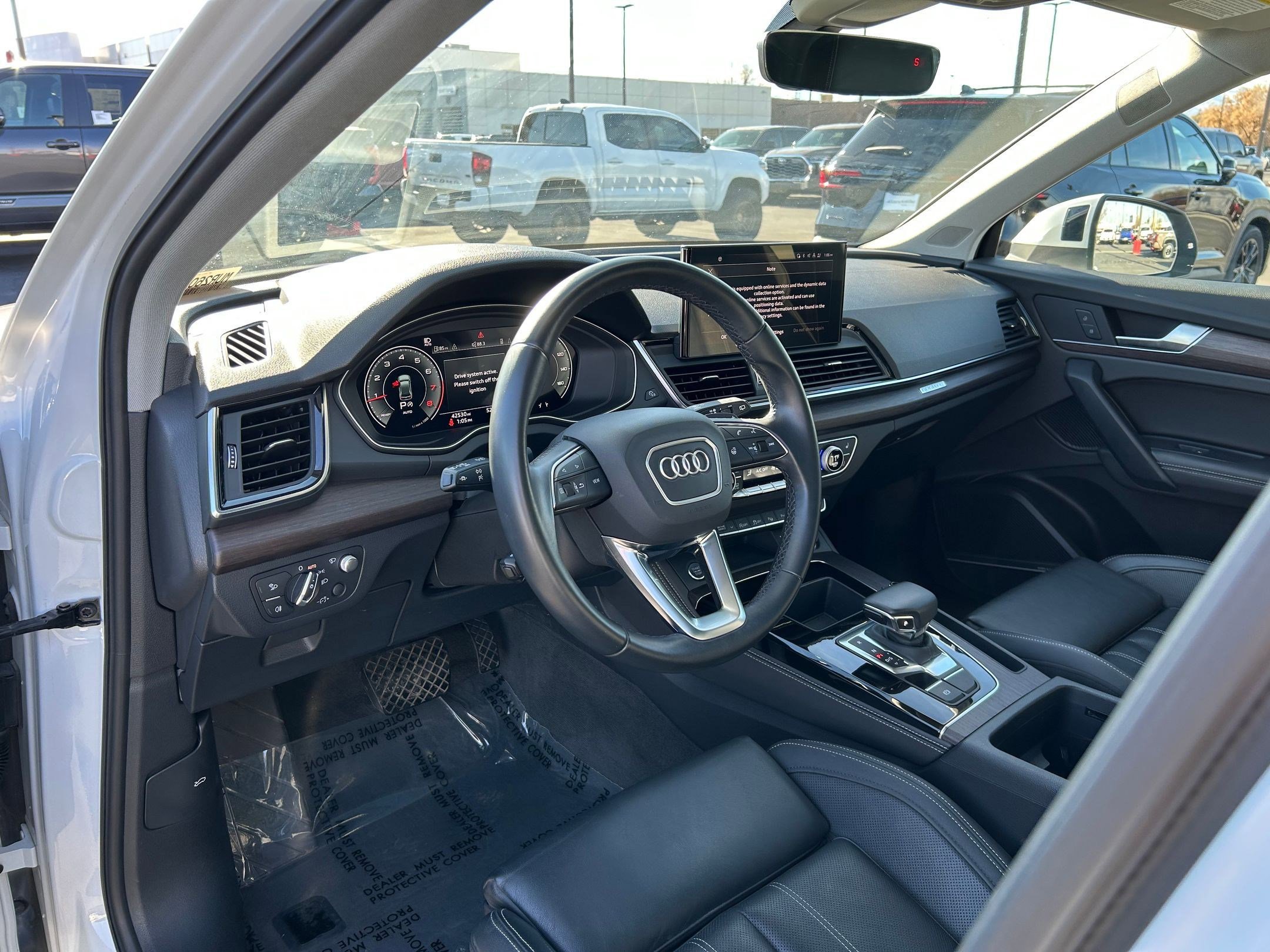 Used 2023 Audi Q5 2.0T Prestige w/ Prestige Package image 11
