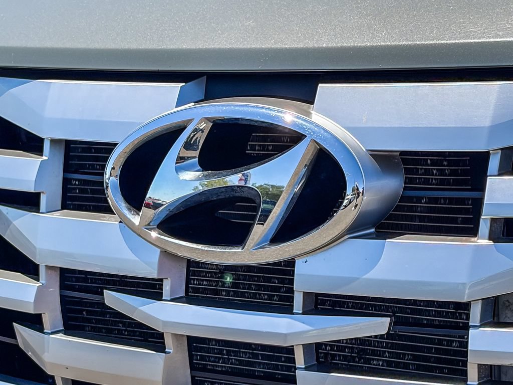 Used 2023 Hyundai Santa Cruz SEL Premium AWD/4WD image 11