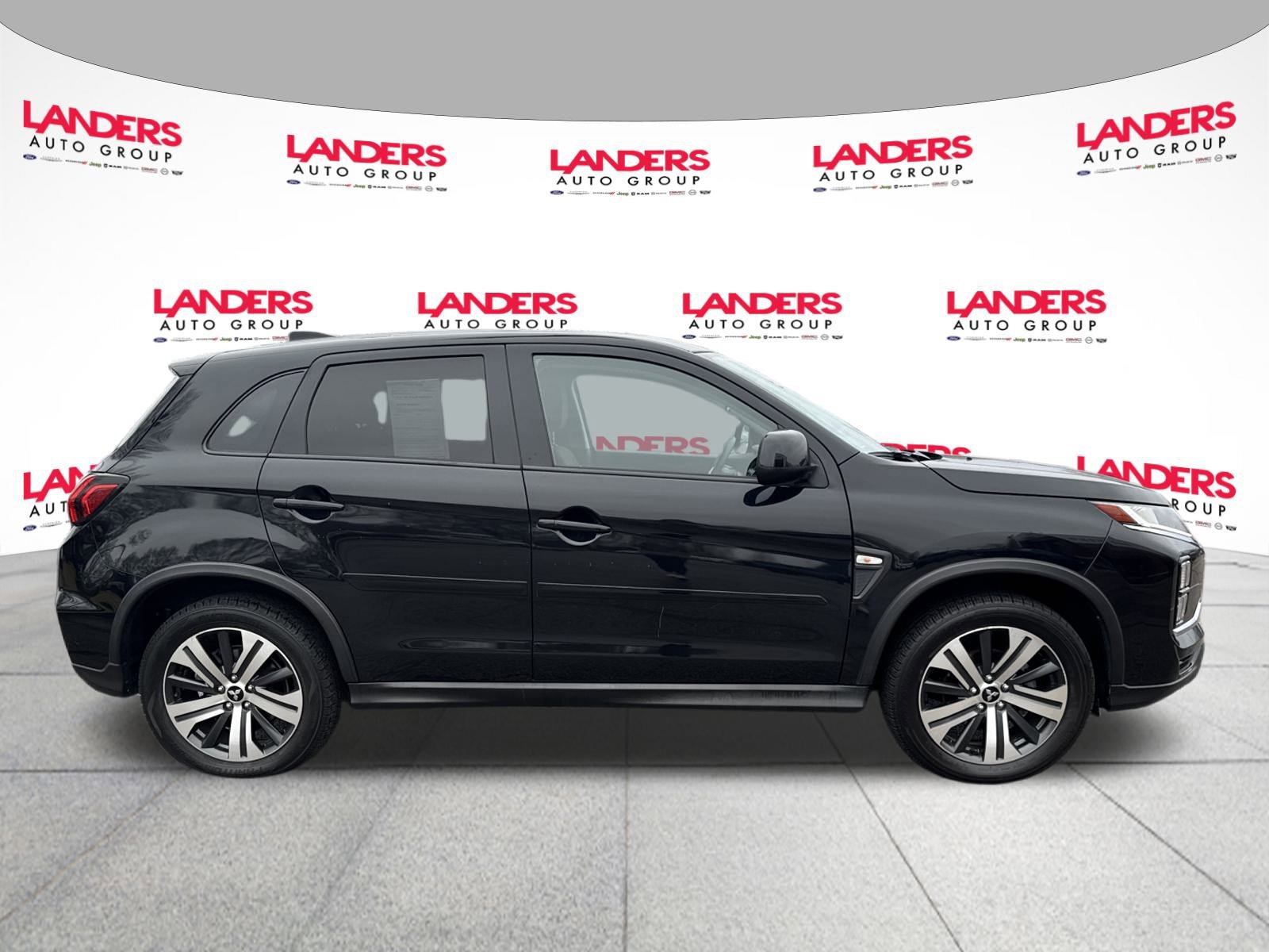 Used 2021 Mitsubishi Outlander Sport ES image 2