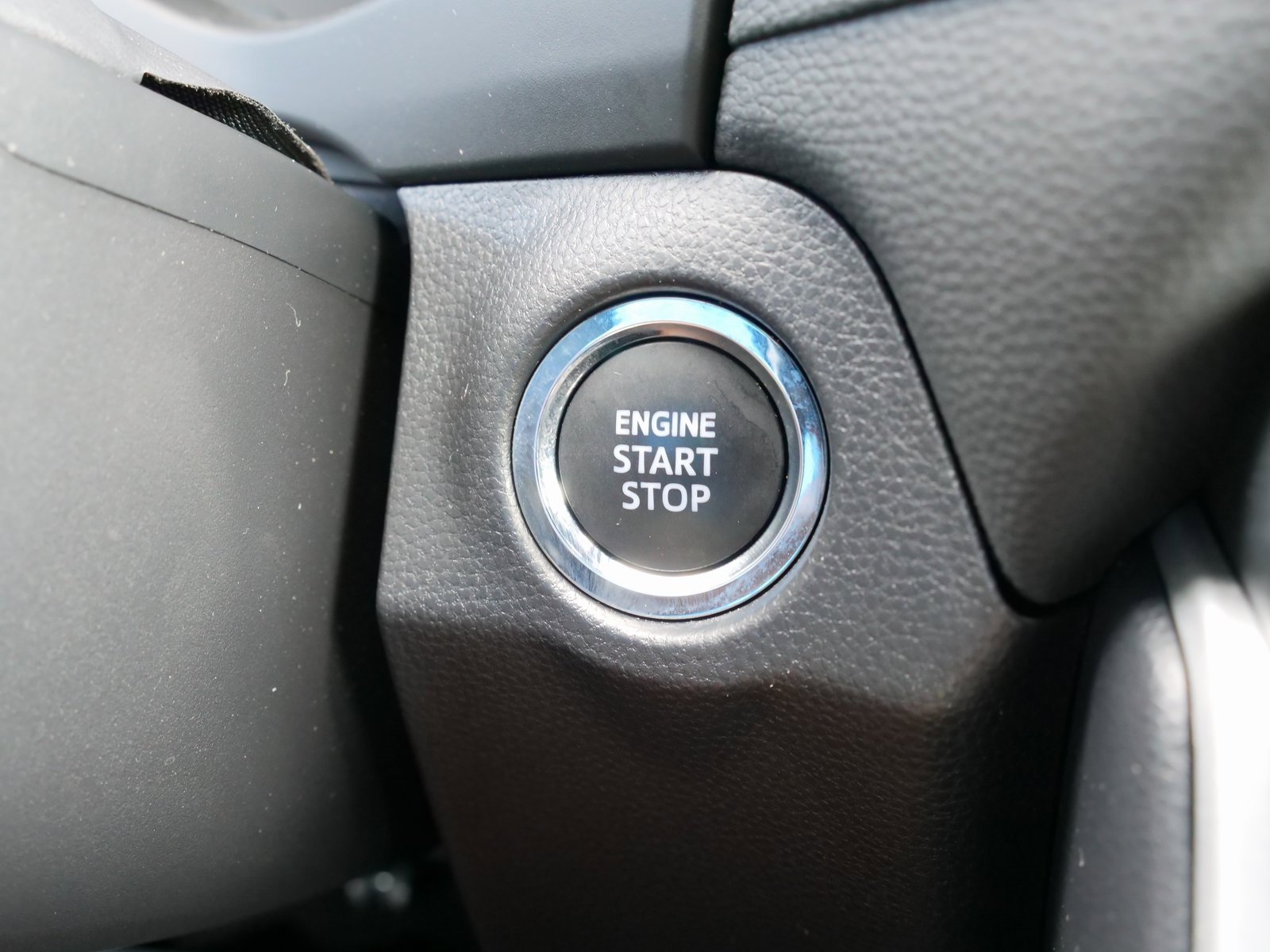 Used 2024 Toyota RAV4 XLE image 22