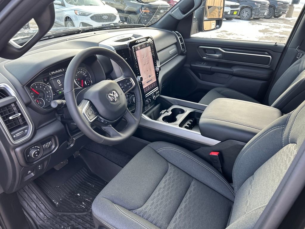 New 2026 RAM 1500 Big Horn AWD/4WD image 13