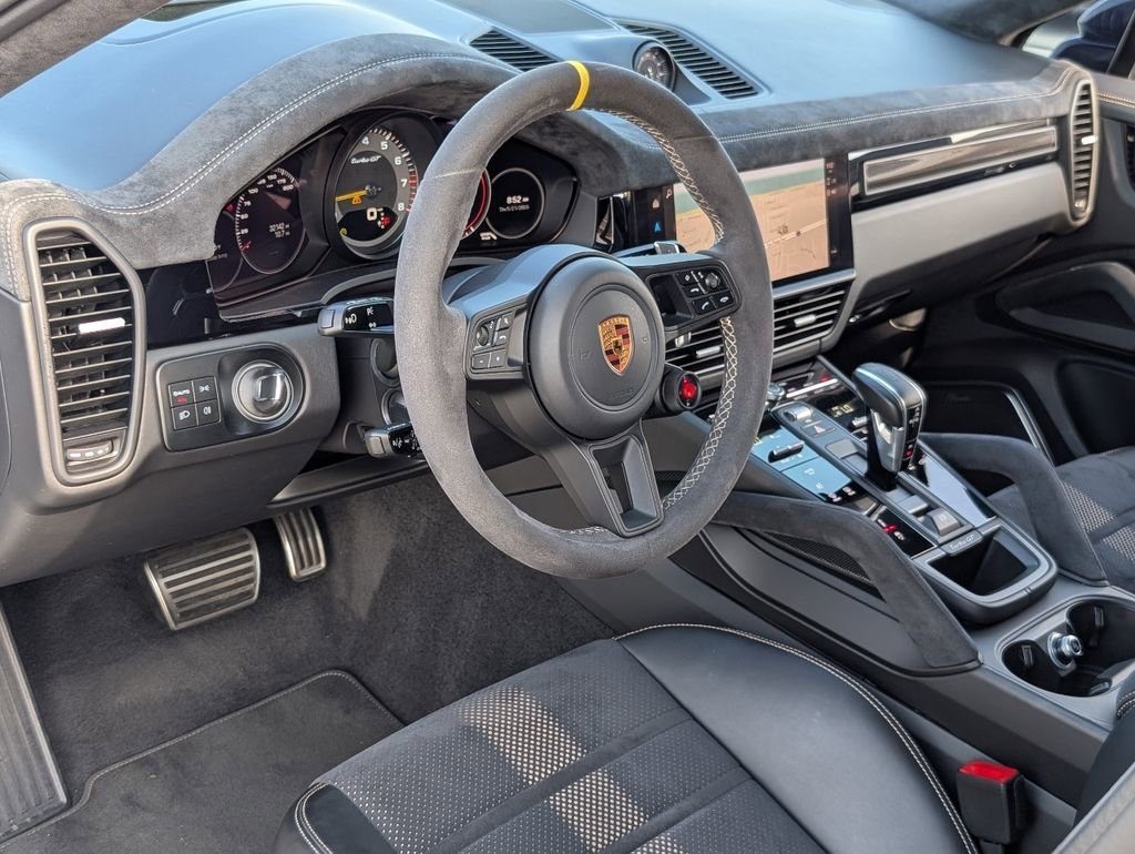 Certified 2022 Porsche Cayenne Turbo GT AWD/4WD image 4
