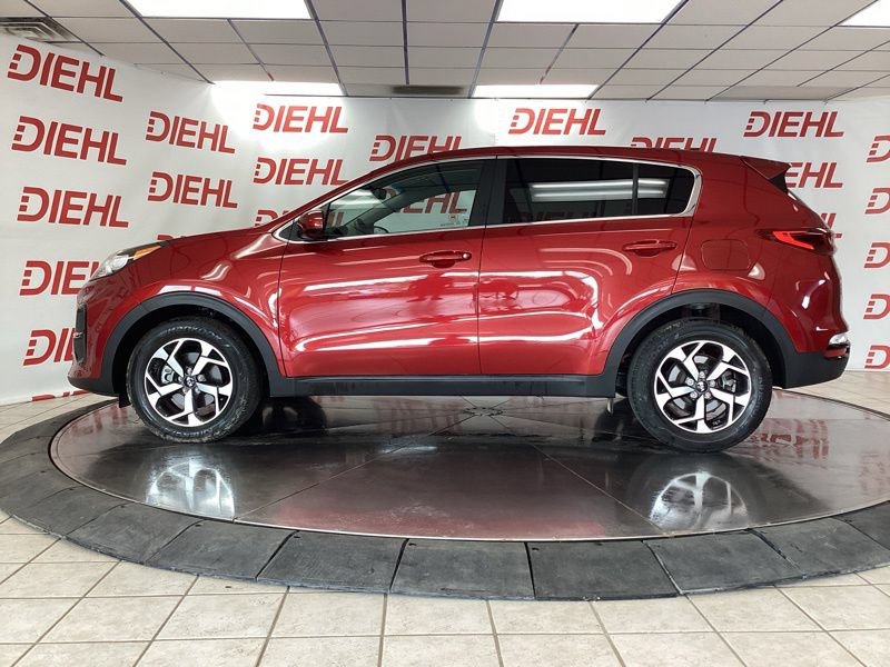 Certified 2022 Kia Sportage LX FWD image 4
