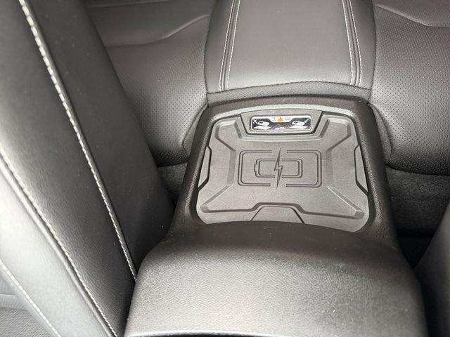 Used 2022 Chevrolet Camaro LT w/ RS Package image 28