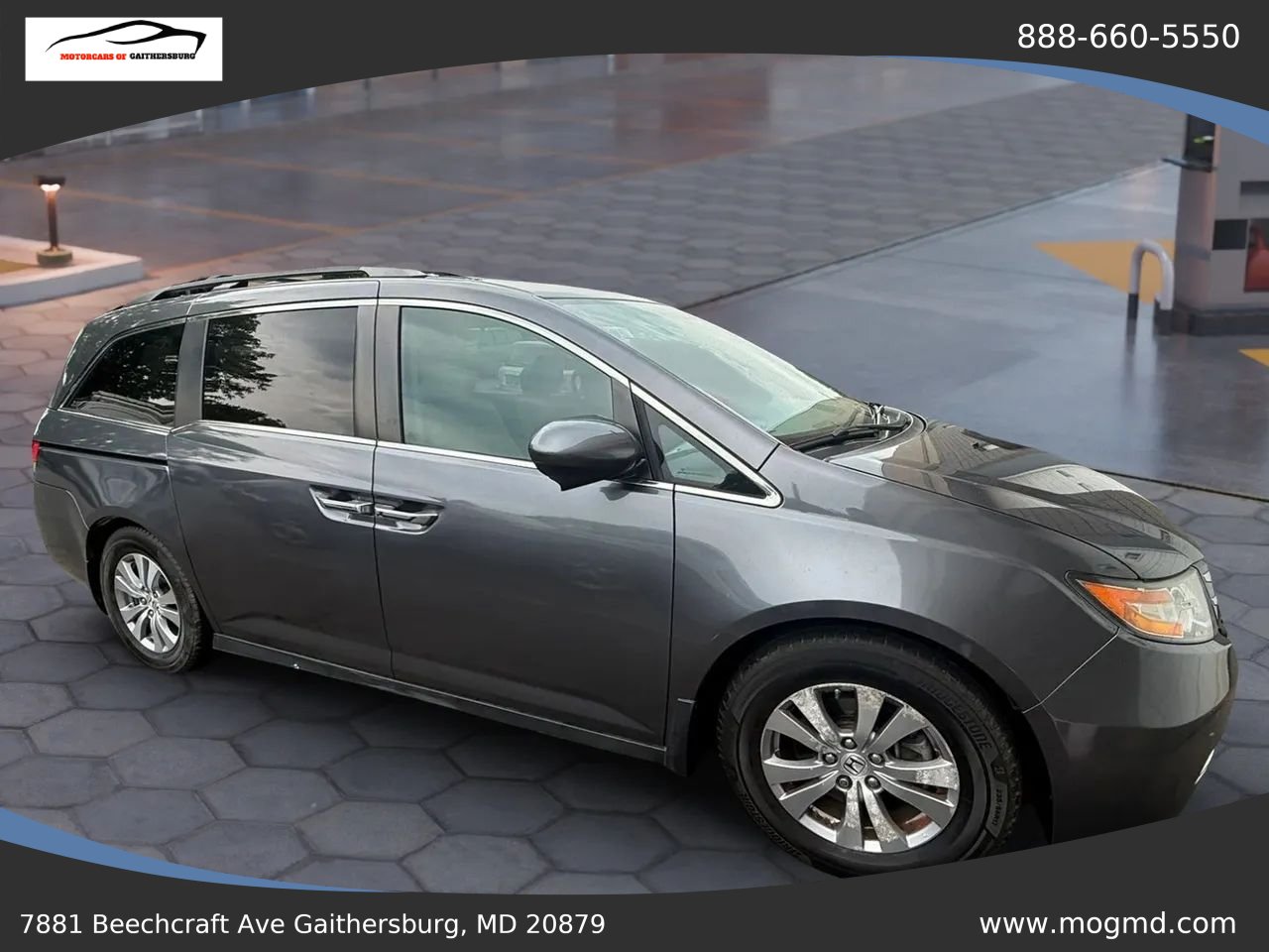 Used 2016 Honda Odyssey SE image 2