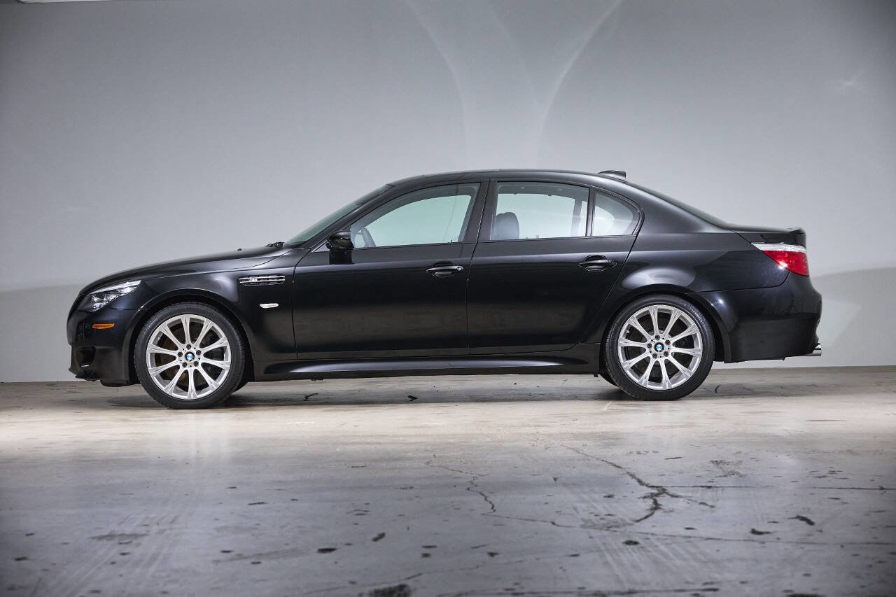 Used 2008 BMW M5 image 15