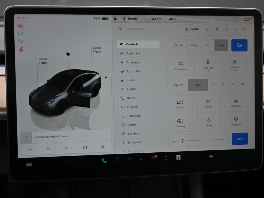 Used 2022 Tesla Model Y Performance image 24