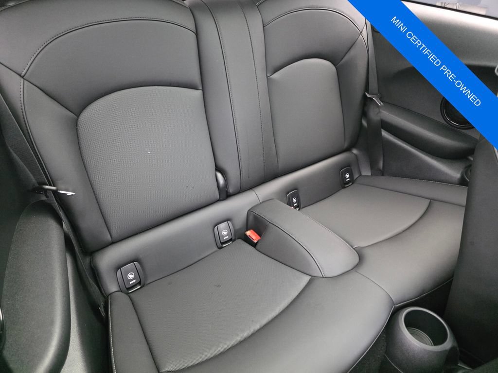 Used 2024 MINI Cooper SE FWD image 25