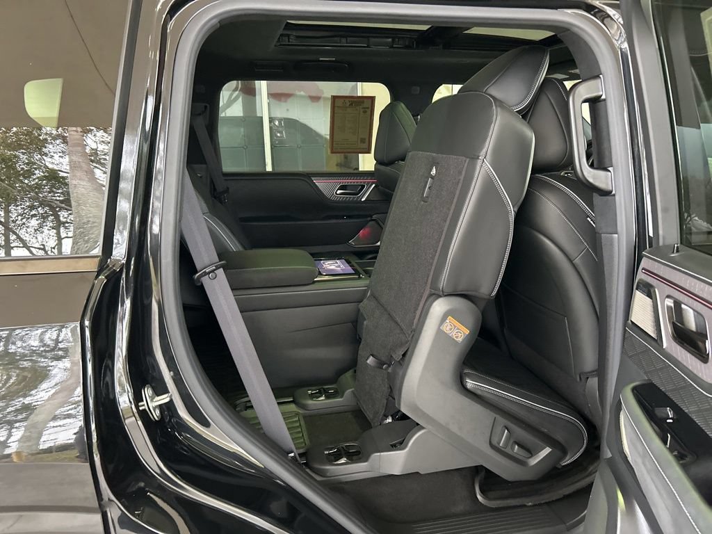 Used 2025 INFINITI QX80 Autograph w/ Premium Cargo Package AWD/4WD image 42