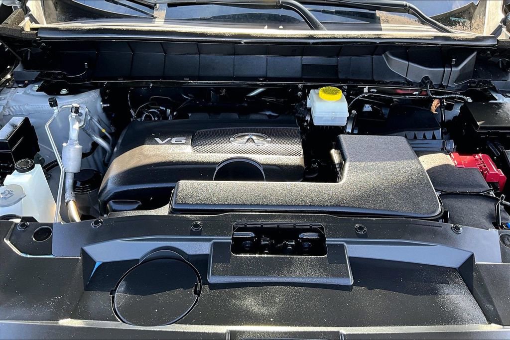 Certified 2023 INFINITI QX60 Luxe w/ Cargo Package AWD/4WD image 12