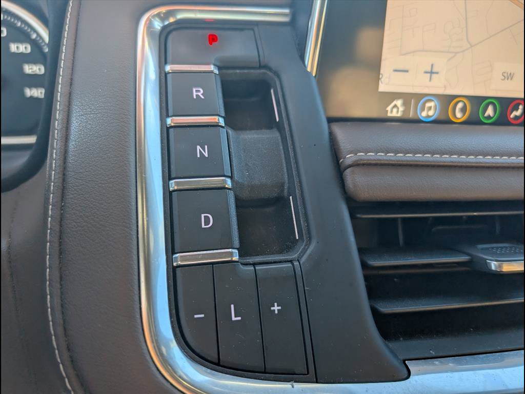 Used 2021 Chevrolet Tahoe High Country w/ Premium Package image 16