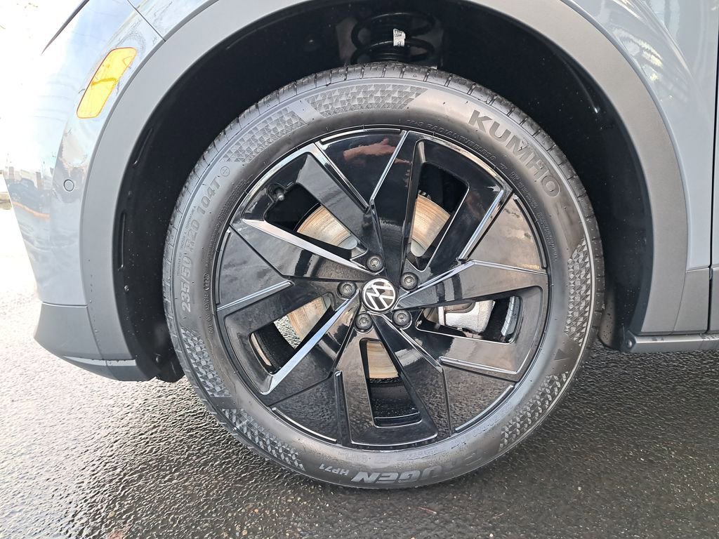 New 2026 Volkswagen ID.4 Pro S AWD/4WD image 29