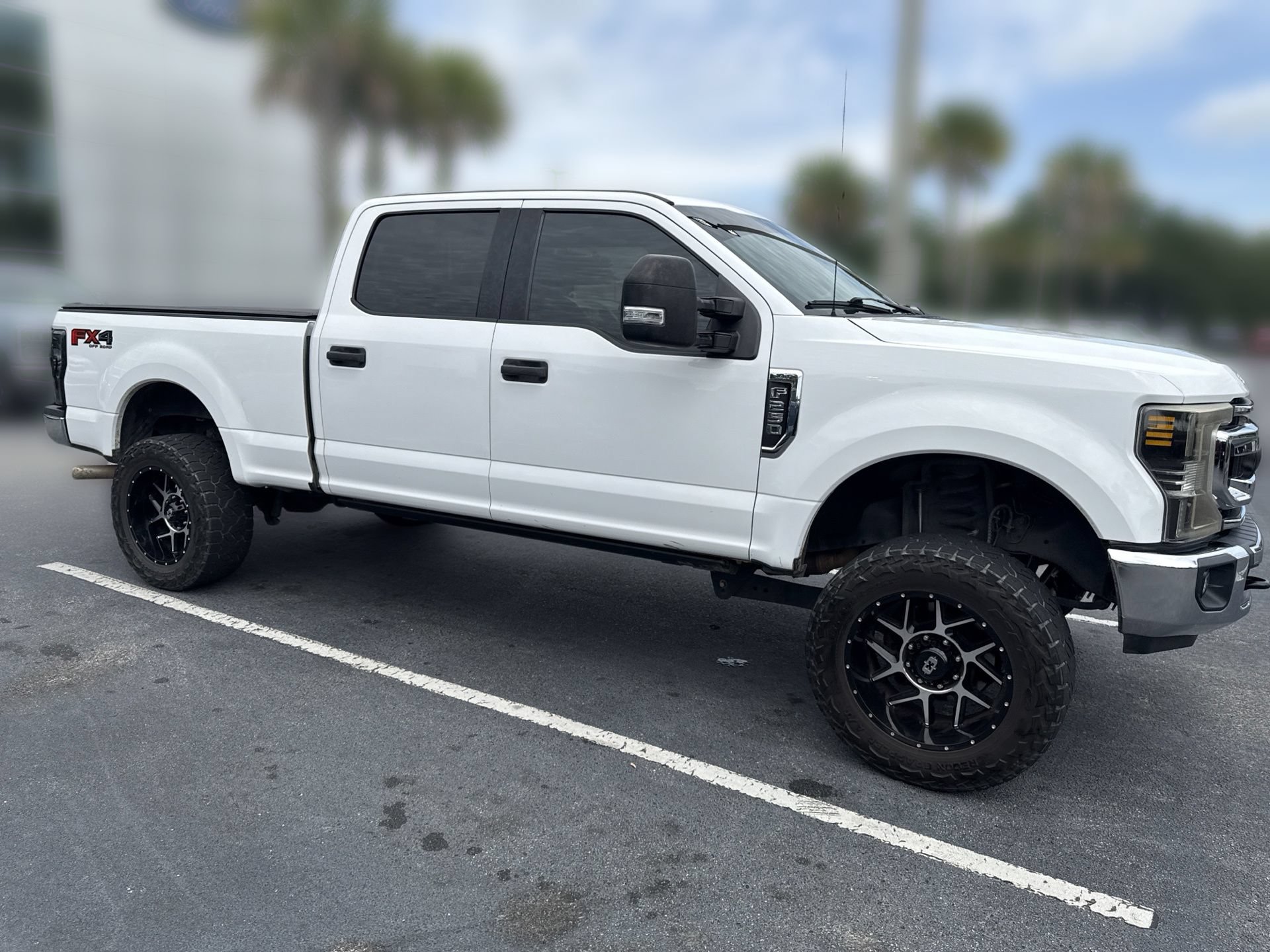 Used 2021 Ford F250 XLT w/ FX4 Off-Road Package AWD/4WD image 5