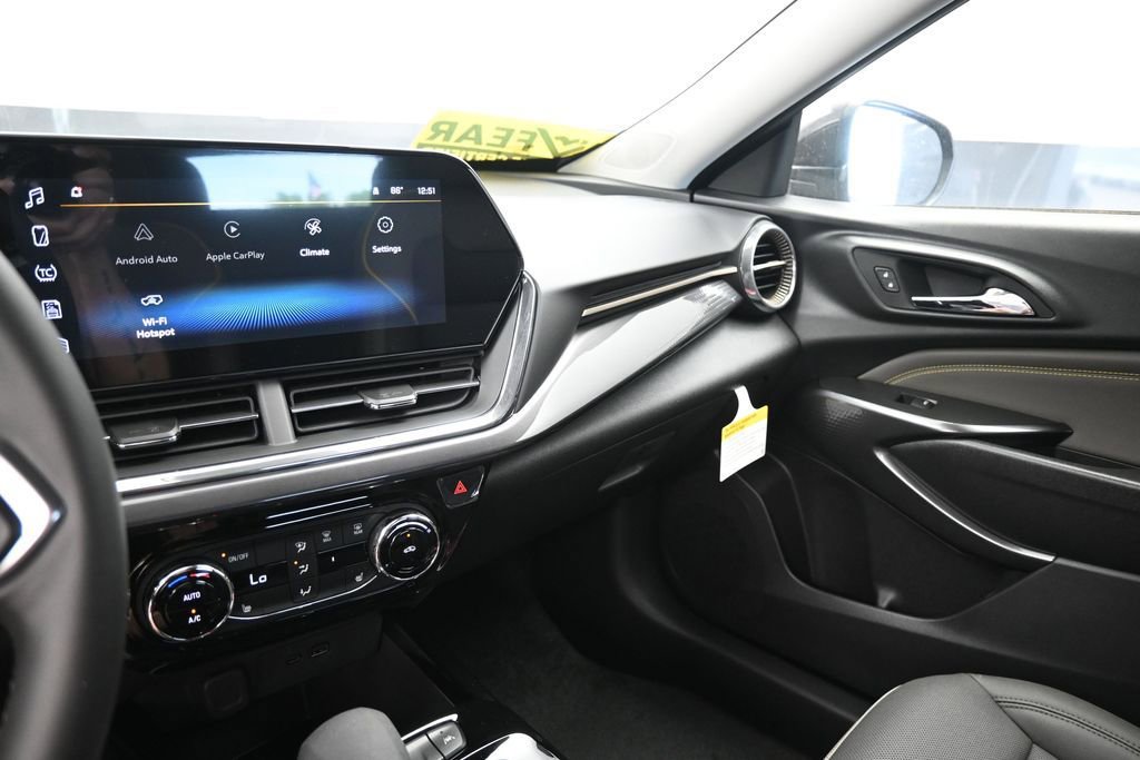 New 2026 Chevrolet Trax ACTIV w/ Driver Confidence Package FWD image 20