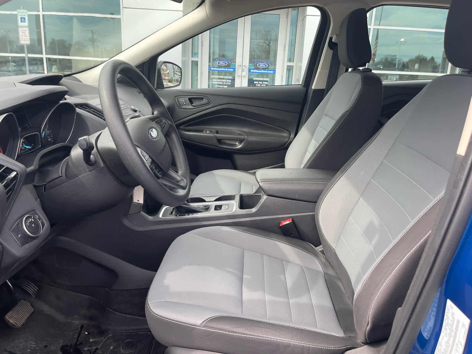Used 2019 Ford Escape S image 9