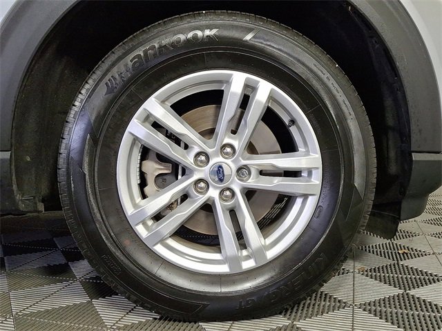 Used 2023 Ford Explorer XLT w/ Equipment Group 202A image 11