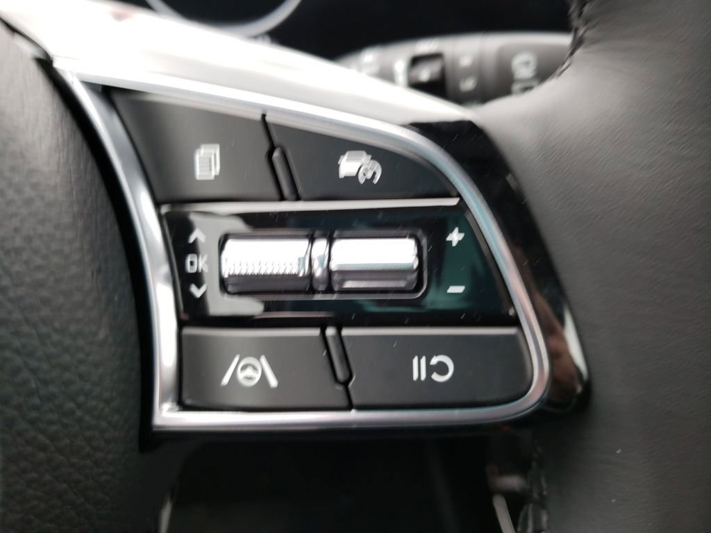 New 2026 Kia Seltos EX AWD/4WD image 13