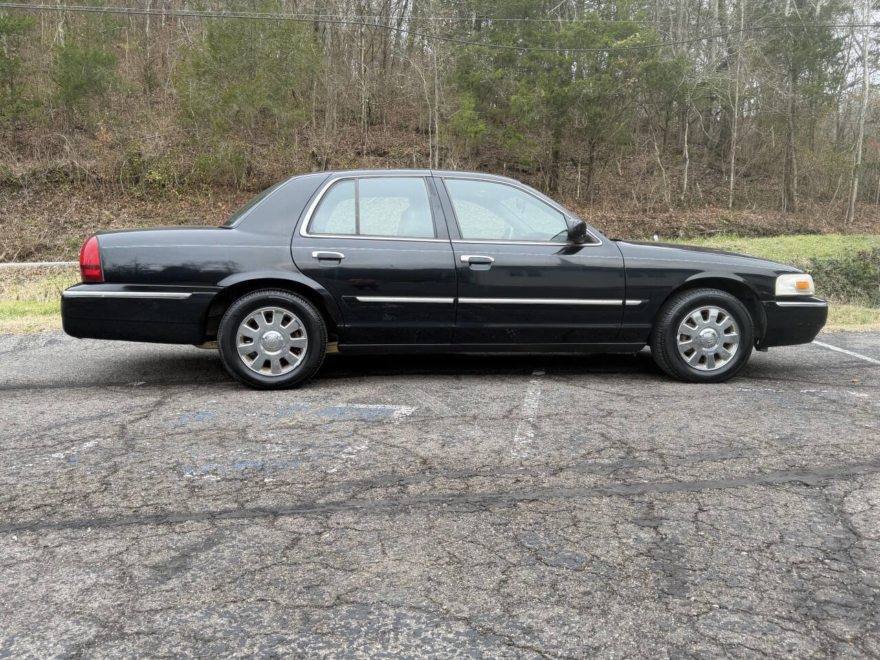 Used 2008 Mercury Grand Marquis LS image 34