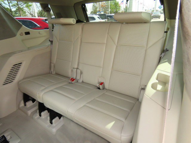 Used 2023 Cadillac Escalade Premium Luxury Platinum w/ LPO, Radiant Package image 19