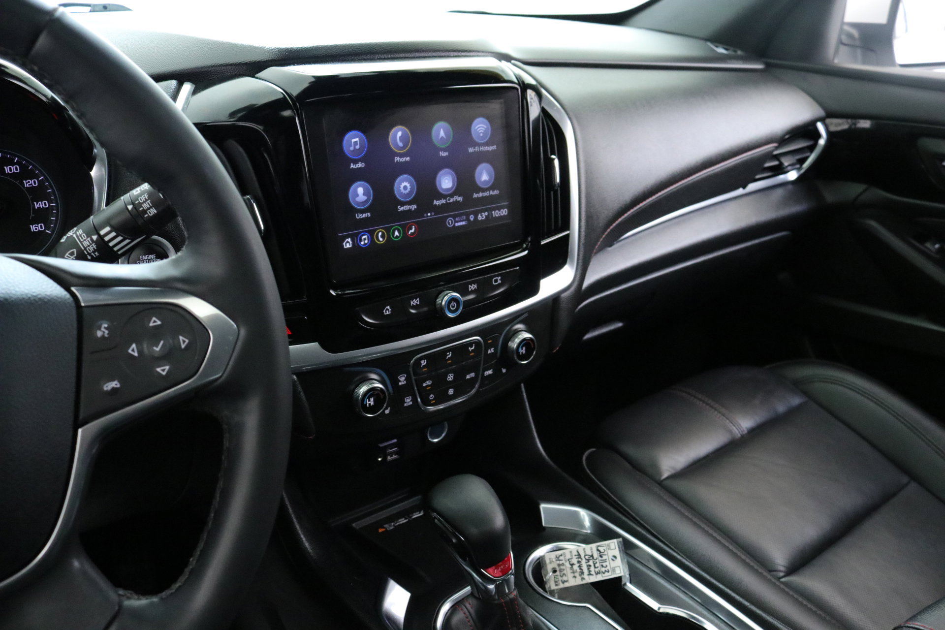 Used 2023 Chevrolet Traverse RS image 18