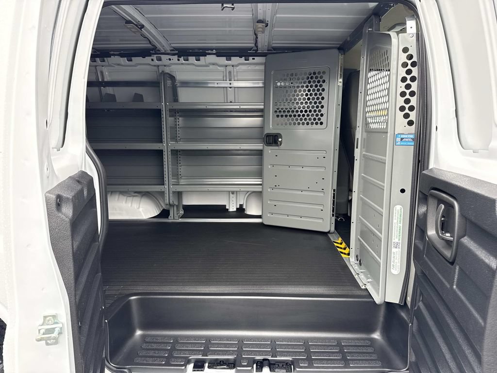 New 2026 Chevrolet Express 2500 w/ Driver Convenience Package RWD image 10