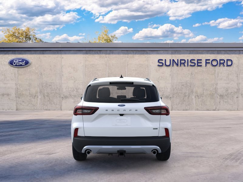New 2025 Ford Escape SE w/ Class II Trailer Tow Package FWD image 5