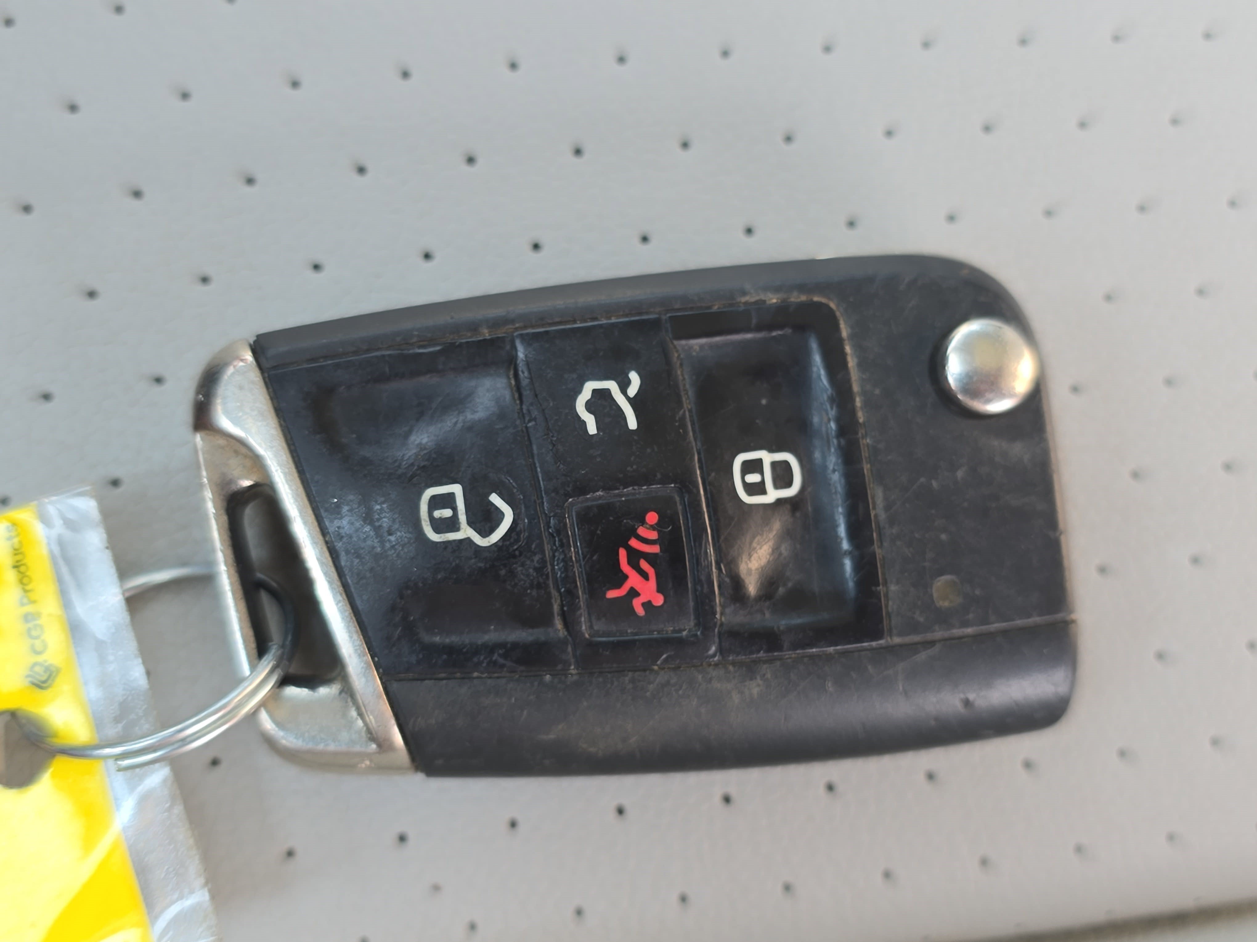 Used 2018 Volkswagen Tiguan SE w/ Panoramic Sunroof Package FWD image 35