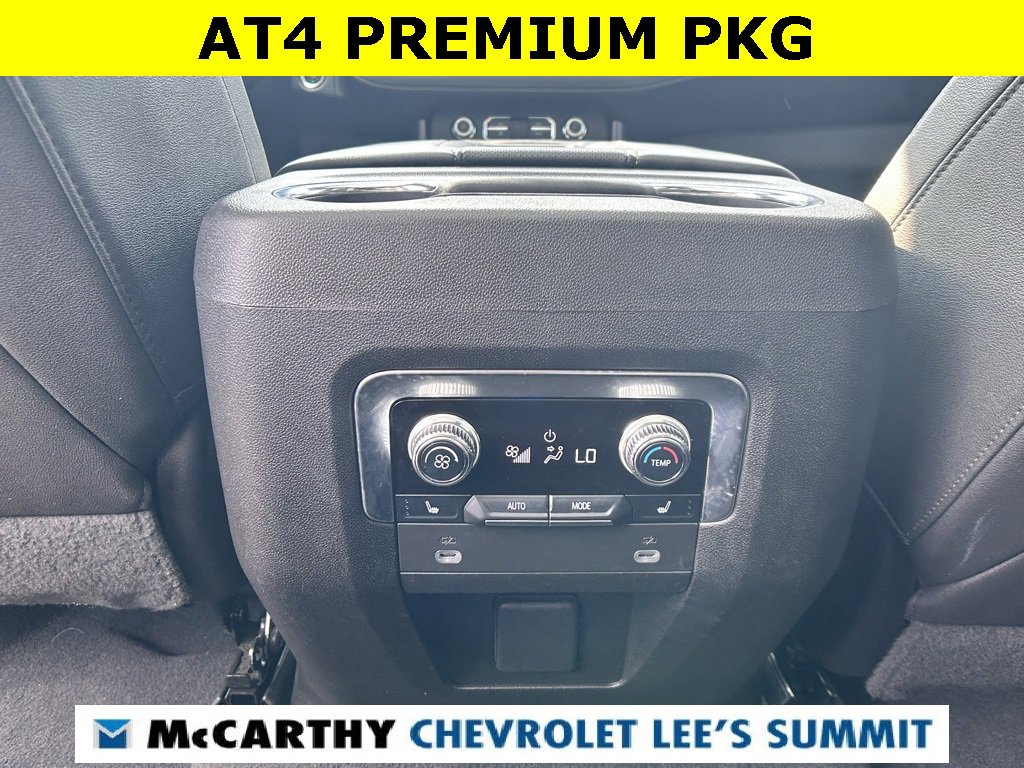 Used 2023 GMC Yukon XL AT4 w/ AT4 Premium Package image 21