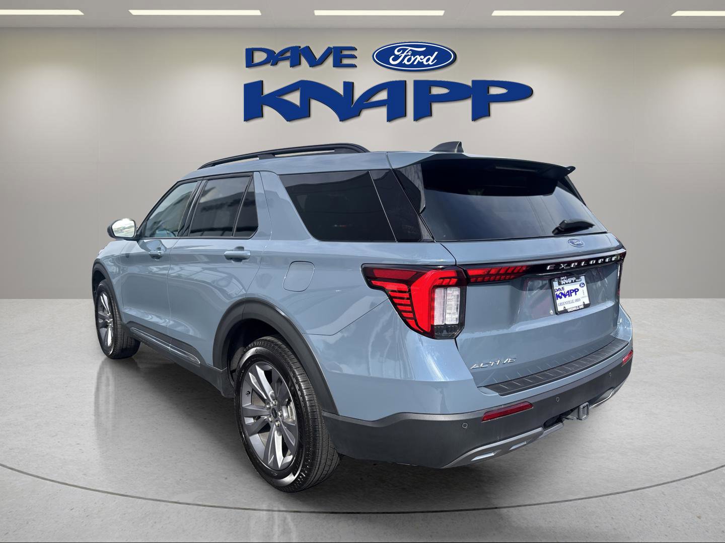 Used 2025 Ford Explorer Active w/ Active Comfort Package image 5