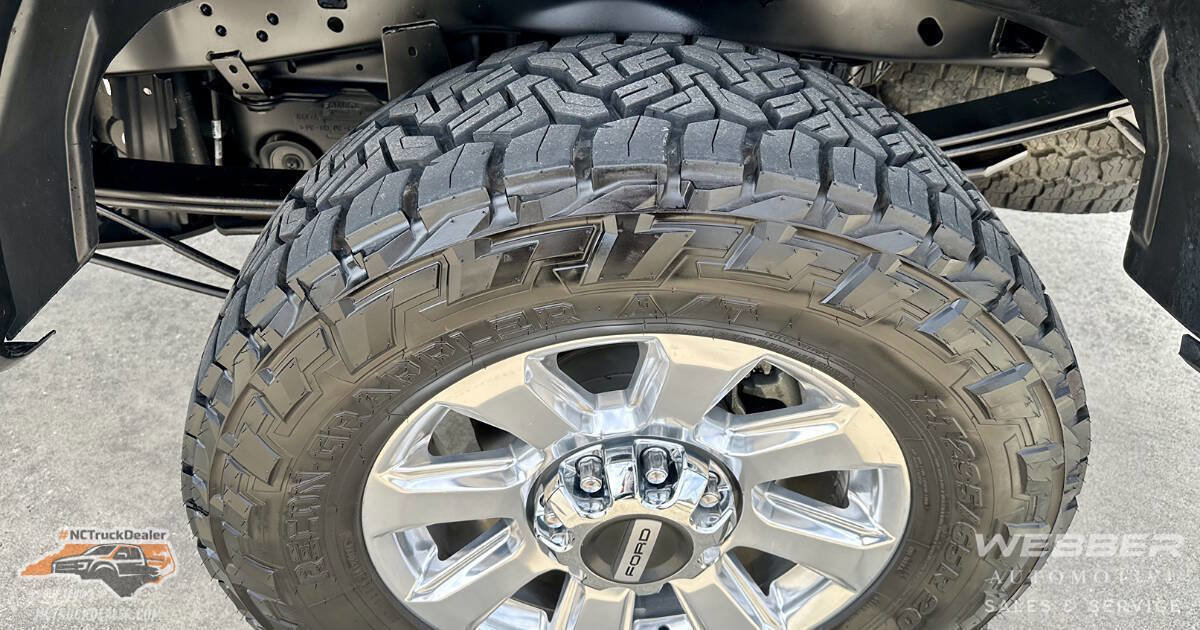 Used 2019 Ford F250 Platinum w/ Platinum Ultimate Package AWD/4WD image 16