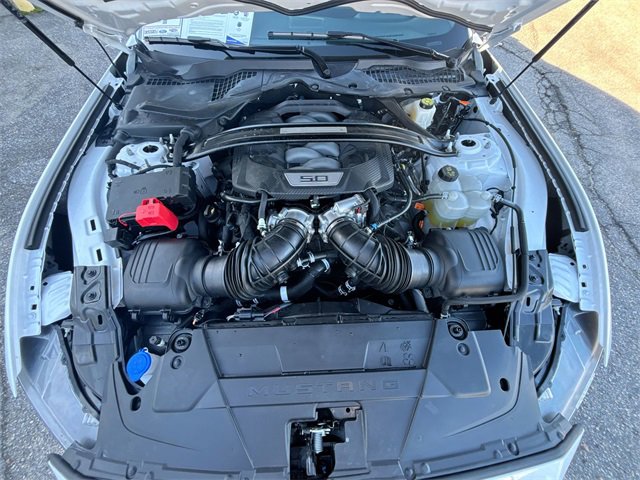 Used 2025 Ford Mustang GT Premium image 10