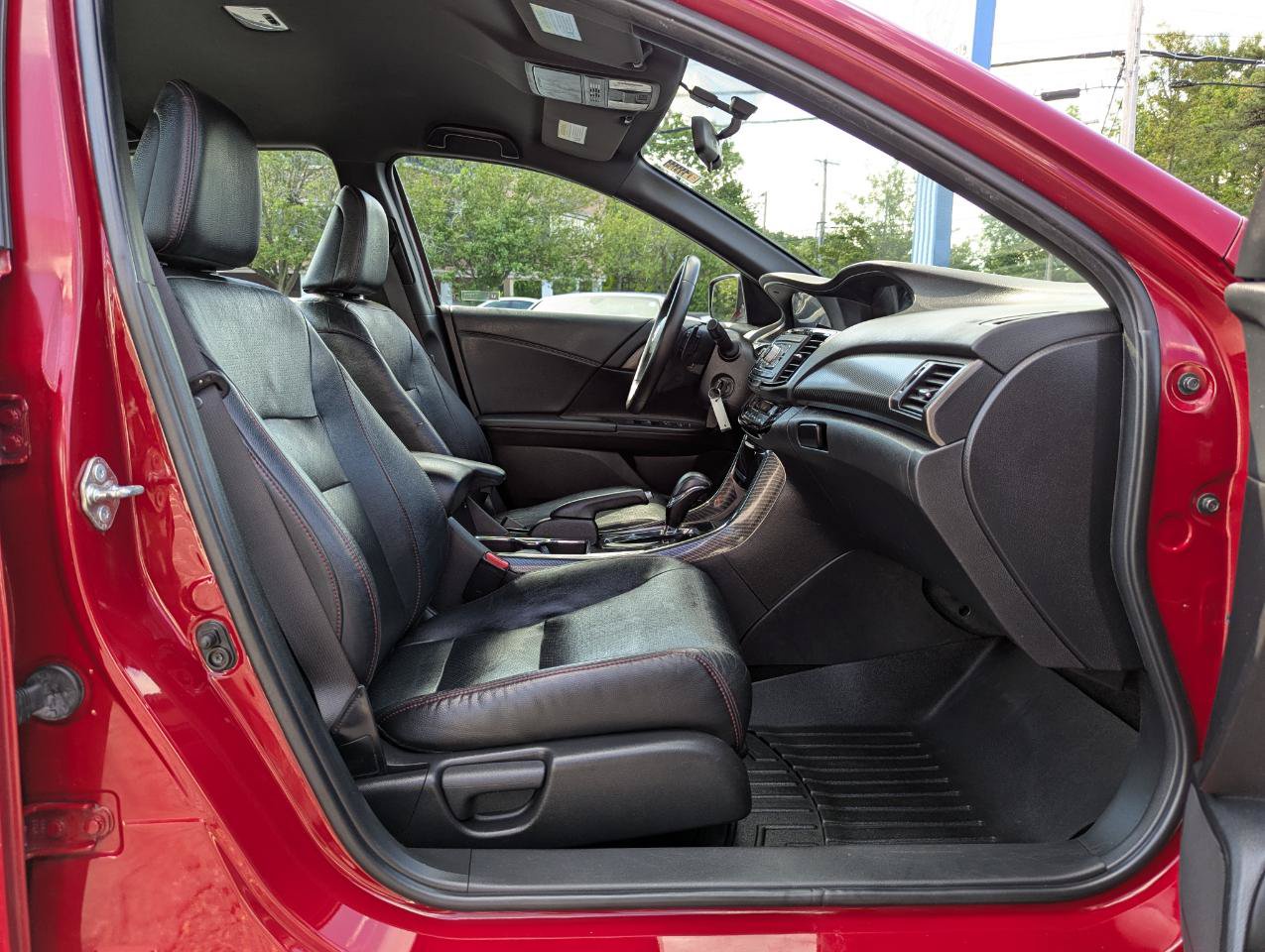 Used 2017 Honda Accord Sport Special Edition image 30