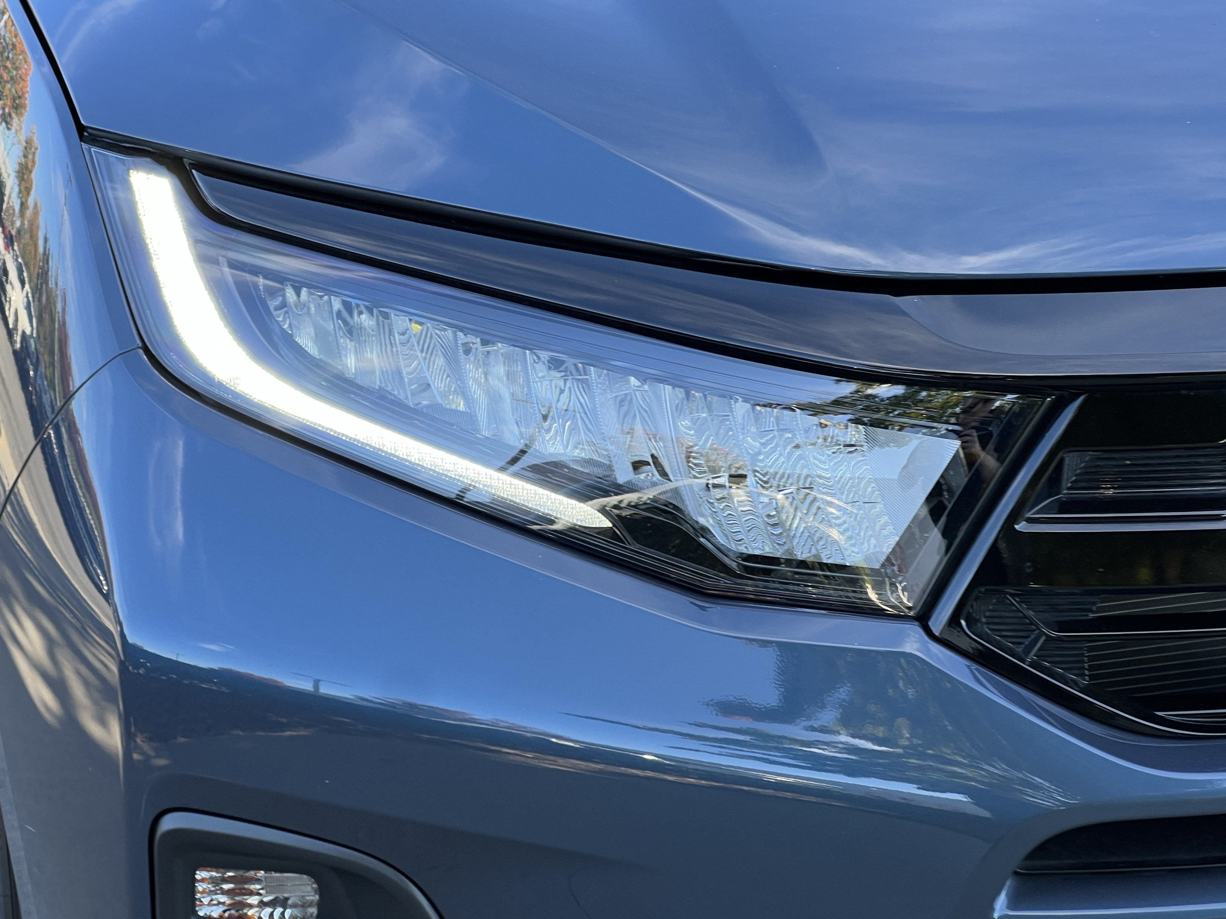 Used 2025 Honda Odyssey Touring image 11