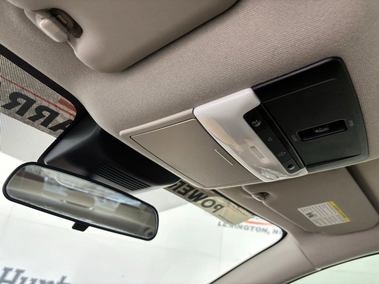 Used 2023 Nissan Sentra SV w/ SV Premium Package image 19