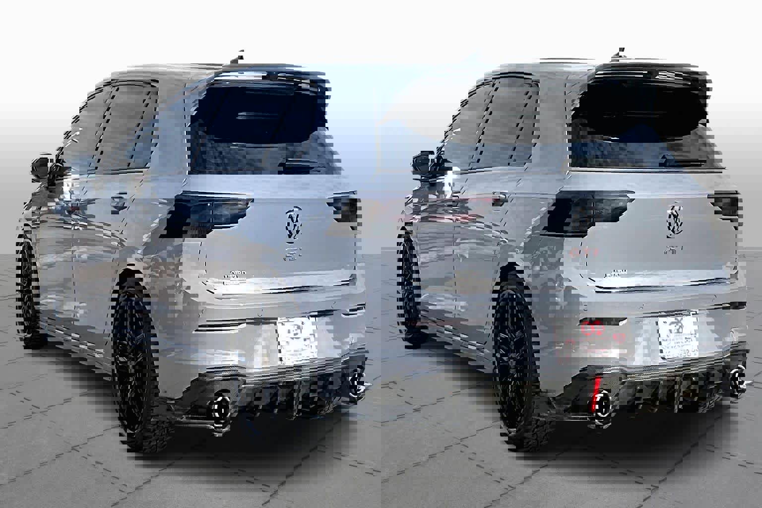 Used 2022 Volkswagen GTI S image 12