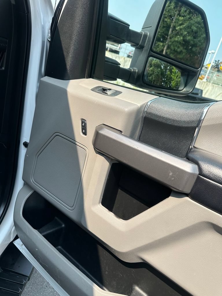 Used 2018 Ford F350 XLT w/ XLT Value Package AWD/4WD image 38