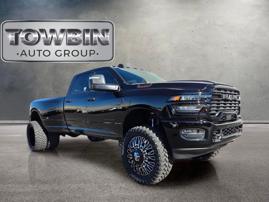 New 2027 RAM 3500 Big Horn AWD/4WD image 2