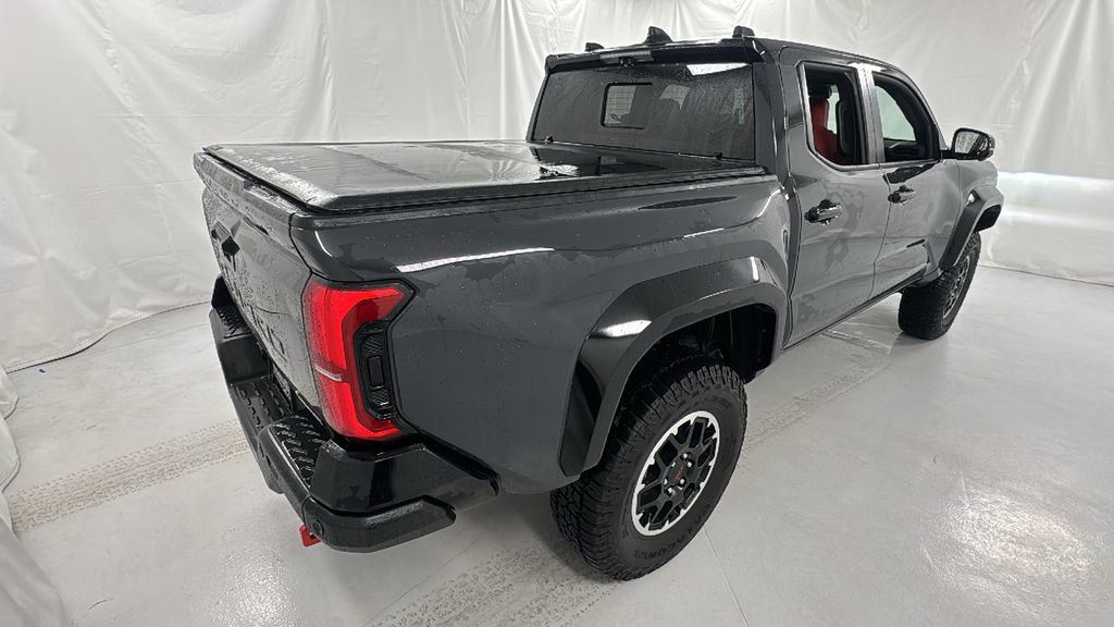 Used 2025 Toyota Tacoma TRD Sport image 3
